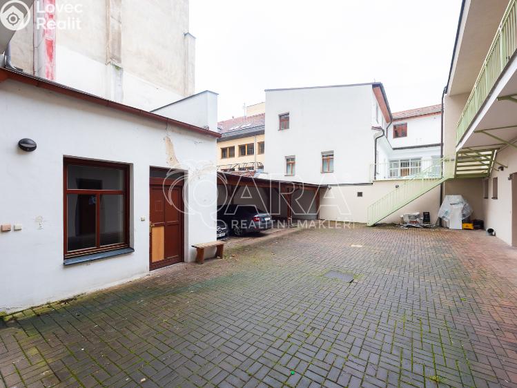 Pronájem obchodního prostoru Praha, Sokolovská 75/103 č. 16