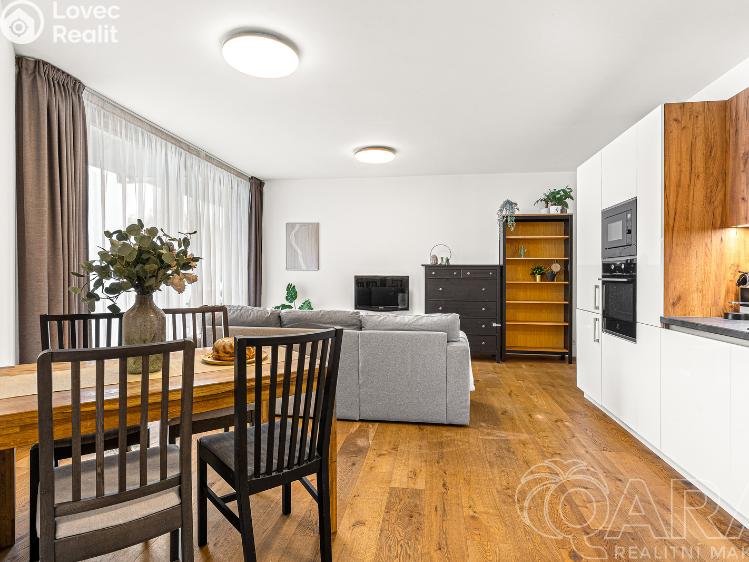 Prodej bytu 3+KK Praha, Na Křtině 631/1 č. 8