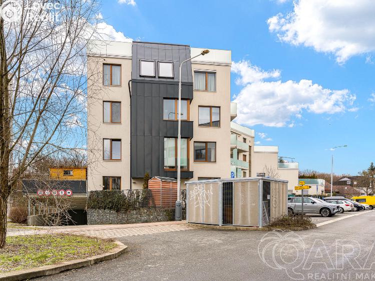 Prodej bytu 3+KK Praha, Na Křtině 631/1 č. 24