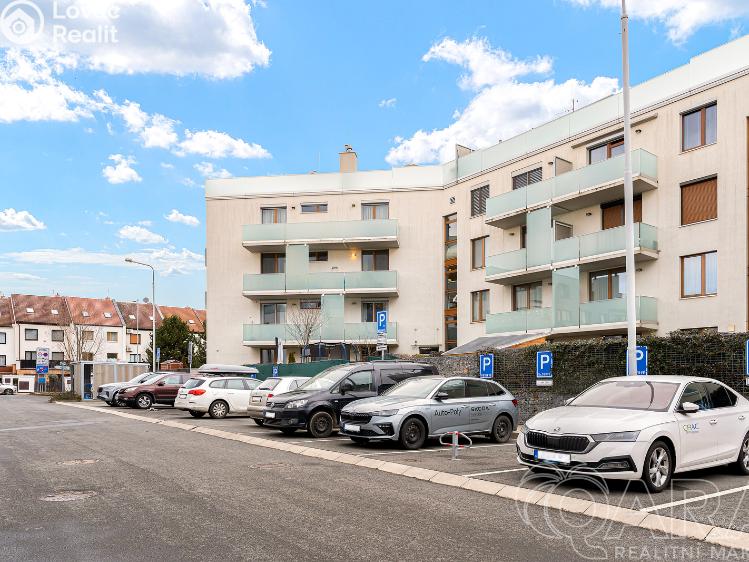 Prodej bytu 3+KK Praha, Na Křtině 631/1 č. 25