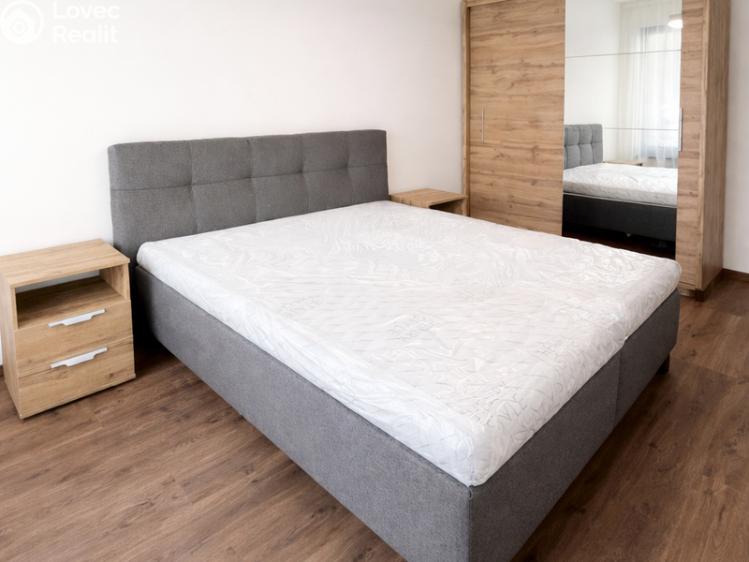 Pronájem bytu 2+KK Praha, Vojenova č. 8