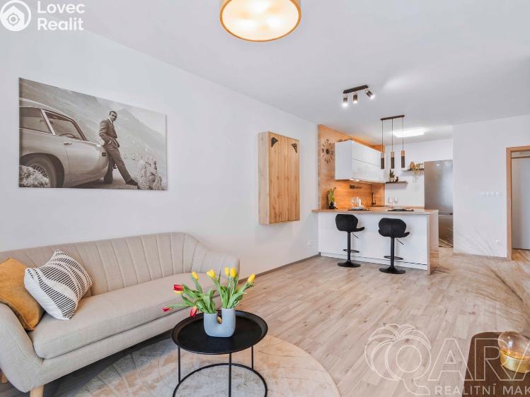 Продаж квартири 2+KK Horoměřice, Velvarská 1152 č. 1