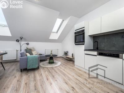 Продаж квартири 2+KK Praha, Pod Labuťkou č. 1