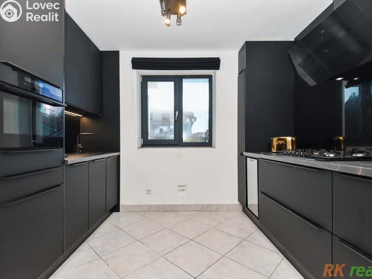 Prodej rodinného domu Jesenice, Šeříková č. 1