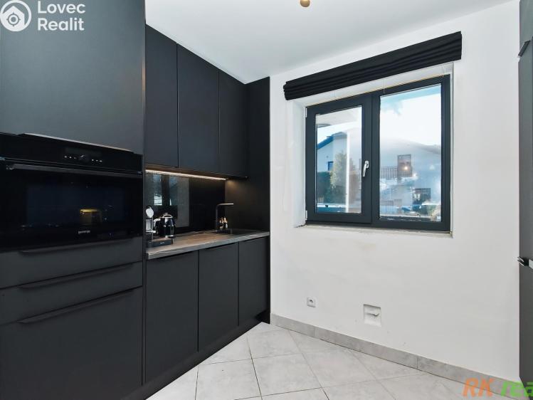 Prodej rodinného domu Jesenice, Šeříková č. 2