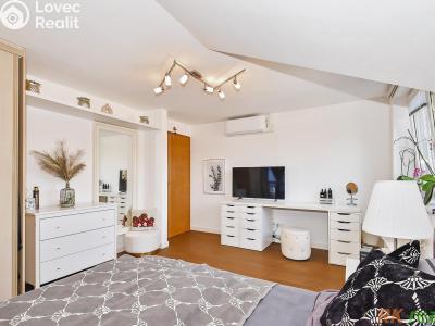 Prodej rodinného domu Jesenice, Šeříková č. 5