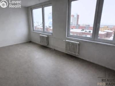 Pronájem bytu 1+KK Praha, Mezi školami č. 2