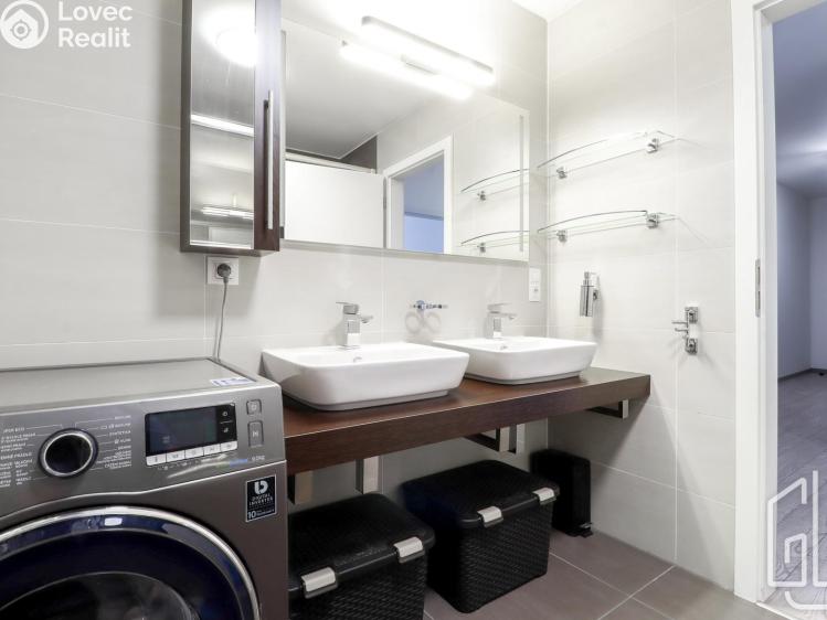 Продаж квартири 3+KK Praha, Sokolovská 694/100 č. 10