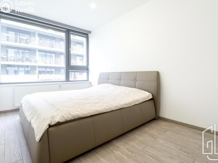 Продаж квартири 3+KK Praha, Sokolovská 694/100 č. 12