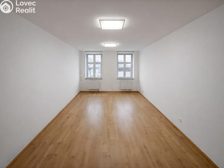 Rent apartment 2+1 Hlučín, Mírové náměstí č. 4