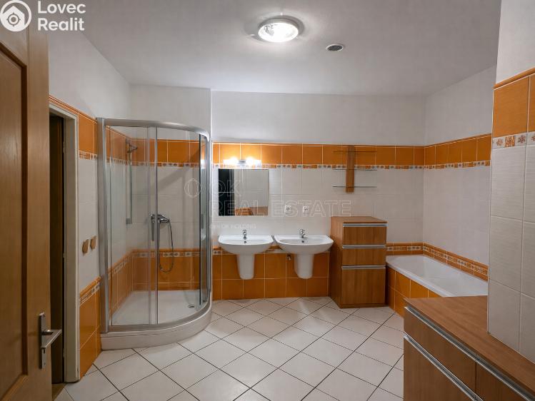 Rent apartment 2+1 Hlučín, Mírové náměstí č. 5