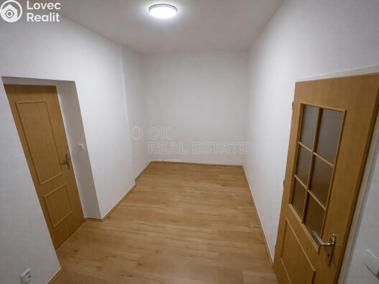 Rent apartment 2+1 Hlučín, Mírové náměstí č. 10