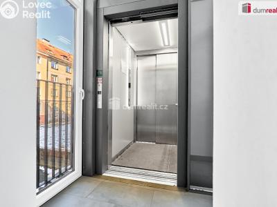 Продаж квартири 4+1 Karlovy Vary, Rohová č. 19