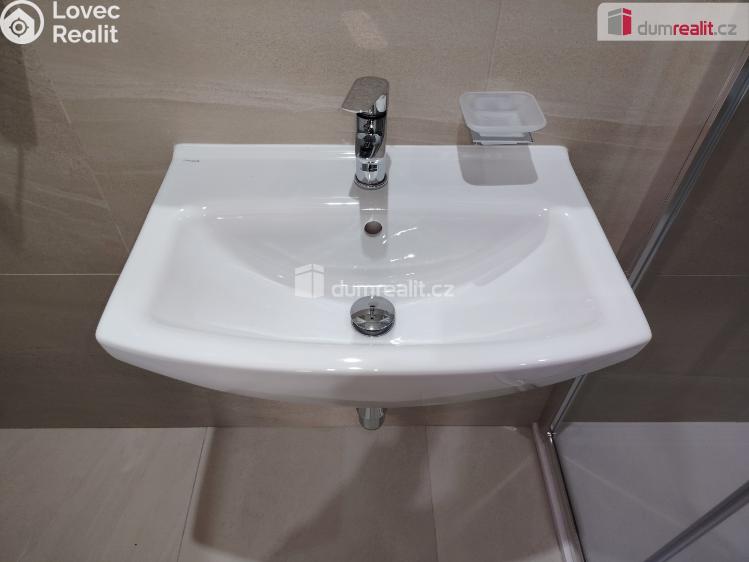 Pronájem bytu 1+KK Děčín, Zelená č. 5