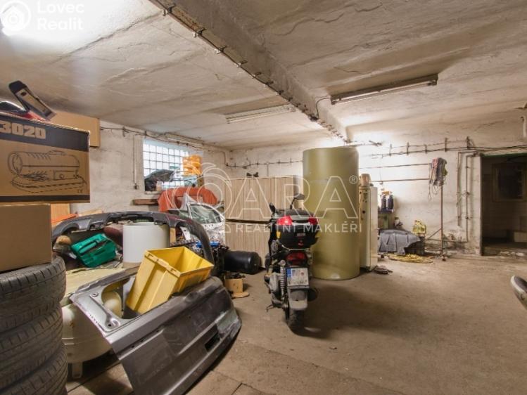 Sale commercial properties Smečno, nám. T. G. Masaryka 536 č. 7