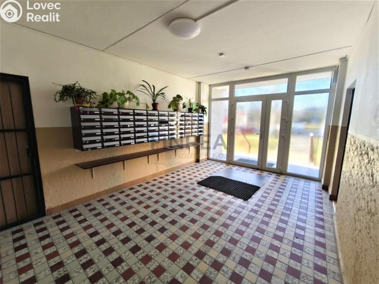 Rent apartment 1+KK Chomutov, Seifertova č. 3