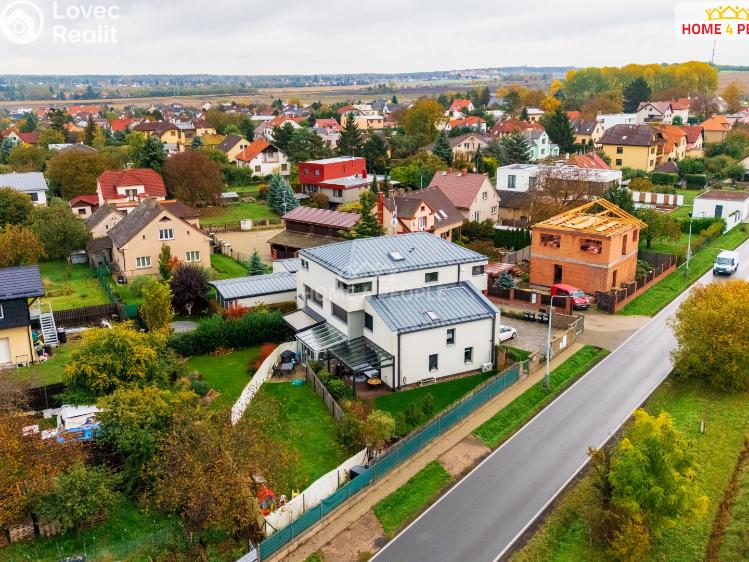 Prodej rodinného domu Praha-Koloděje, Podzámecká č. 4