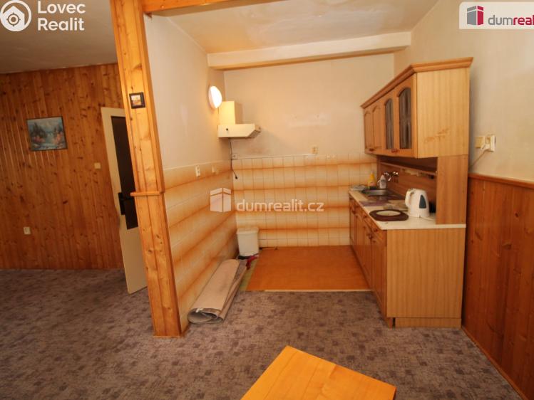 Prodej rodinného domu Teplá č. 8