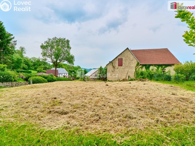 Prodej rodinného domu Lovečkovice č. 22