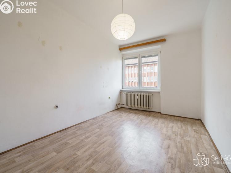 Prodej bytu 3+1 Sokolov, Jednoty č. 11