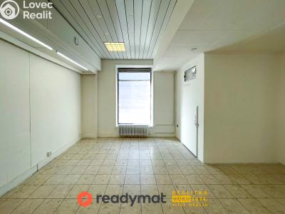 Pronájem obchodního prostoru Hodonín, Rodinova č. 4