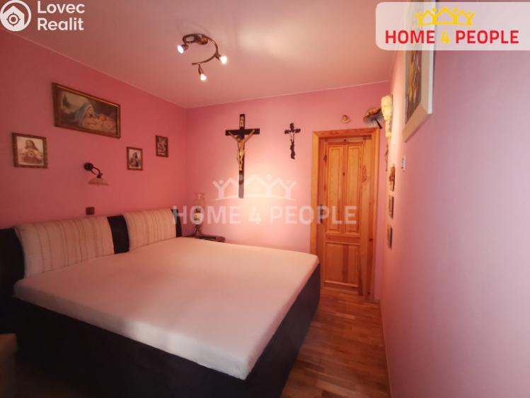 Rent family house Vrdy, Tylova č. 8