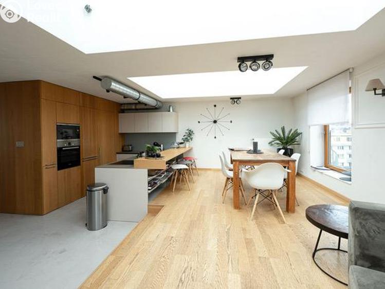 Pronájem bytu 4+KK Praha, Komunardů č. 2