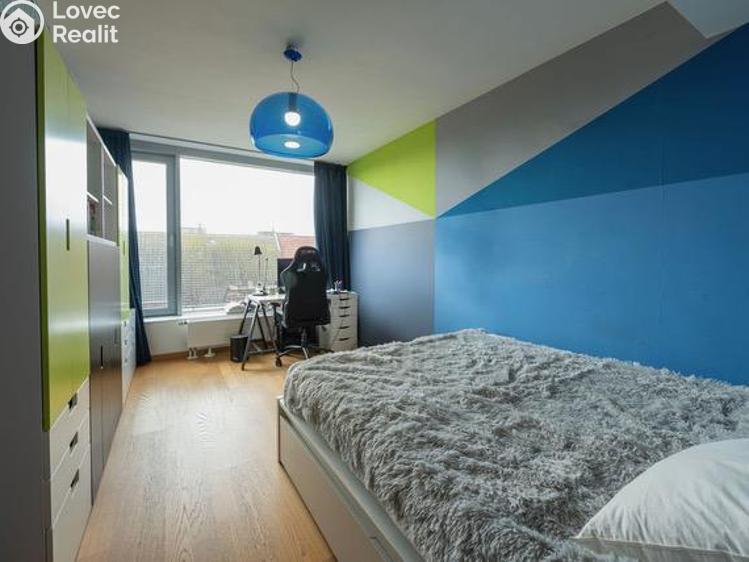 Pronájem bytu 4+KK Praha, Komunardů č. 16