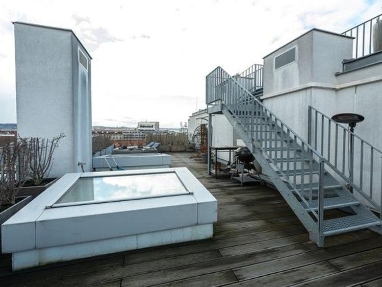 Pronájem bytu 4+KK Praha, Komunardů č. 23