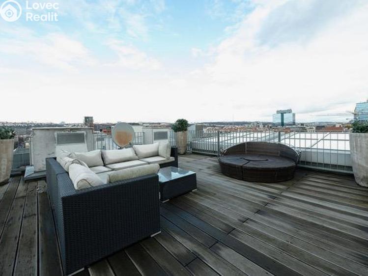 Pronájem bytu 4+KK Praha, Komunardů č. 27