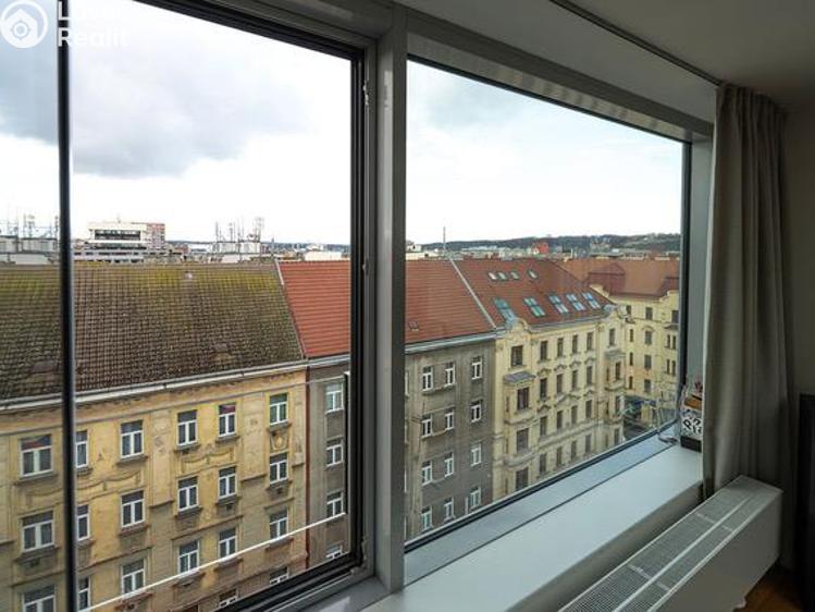 Pronájem bytu 4+KK Praha, Komunardů č. 31