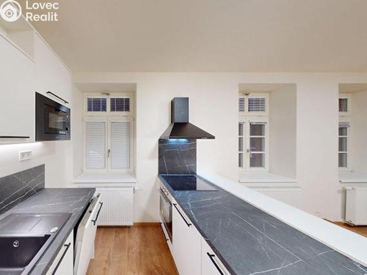 Pronájem bytu 1+KK Praha, Na Petynce č. 8