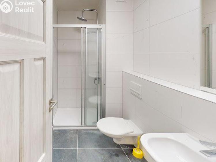 Pronájem bytu 1+KK Praha, Na Petynce č. 7