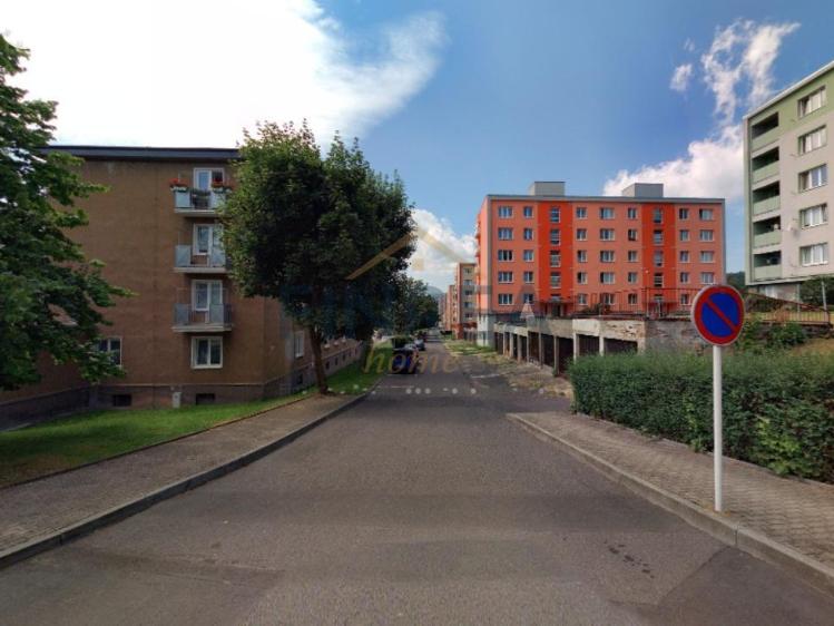 Prodej bytu 2+1 Litvínov, Valdštejnská č. 7