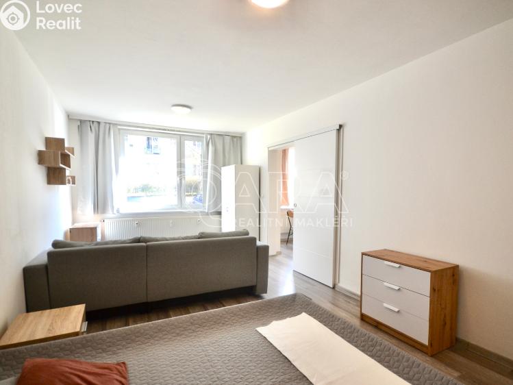 Продаж квартири 1+1 Milovice, Višňová 572 č. 9