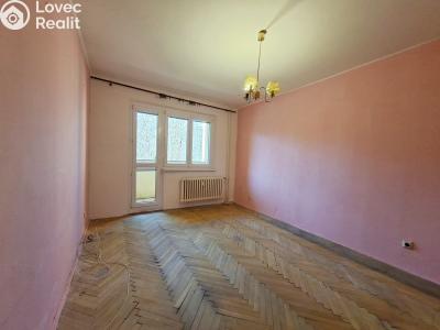 Prodej bytu 2+1 Karviná, tř. Těreškovové č. 3