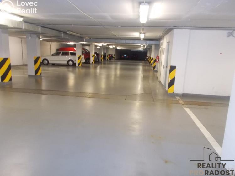 Prodej garáže Praha, Lovosická č. 2