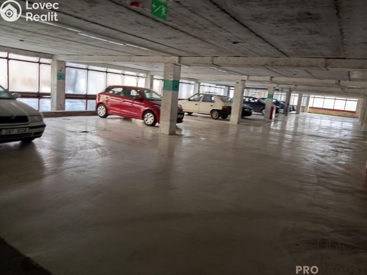 Prodej garáže Praha, Lovosická č. 8