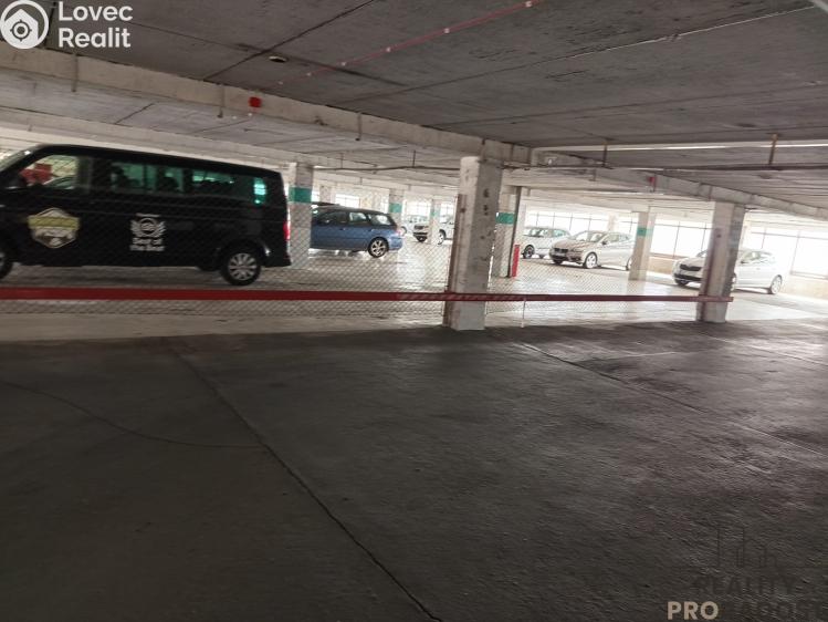 Prodej garáže Praha, Lovosická č. 9