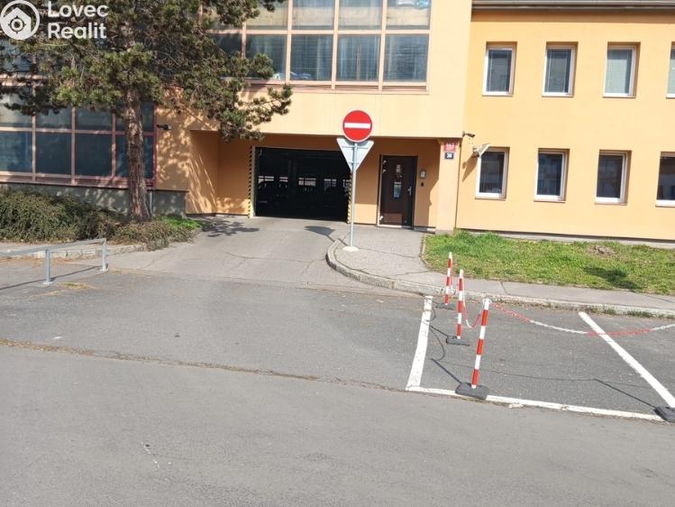 Prodej garáže Praha, Lovosická č. 12