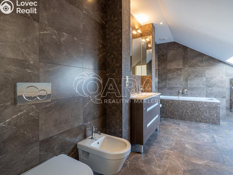 Rent apartment 4+KK Praha, Vězeňská 116/5 č. 22