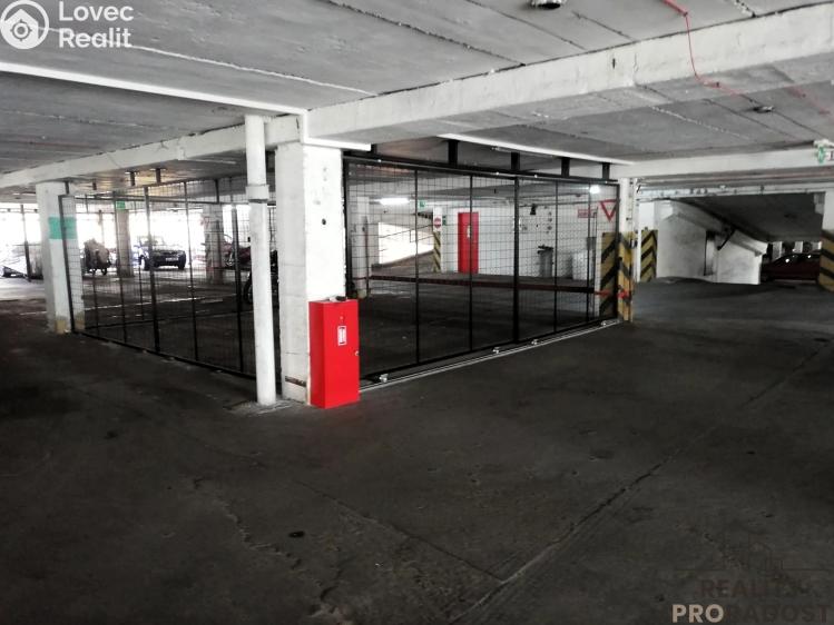 Pronájem garážového stání Praha, Lovosická č. 2