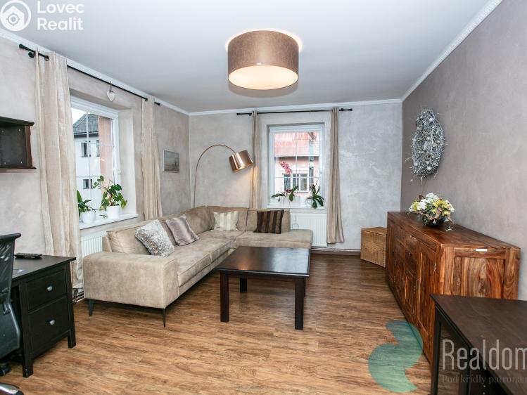 Pronájem rodinného domu Český Brod, Ruská 697 č. 5