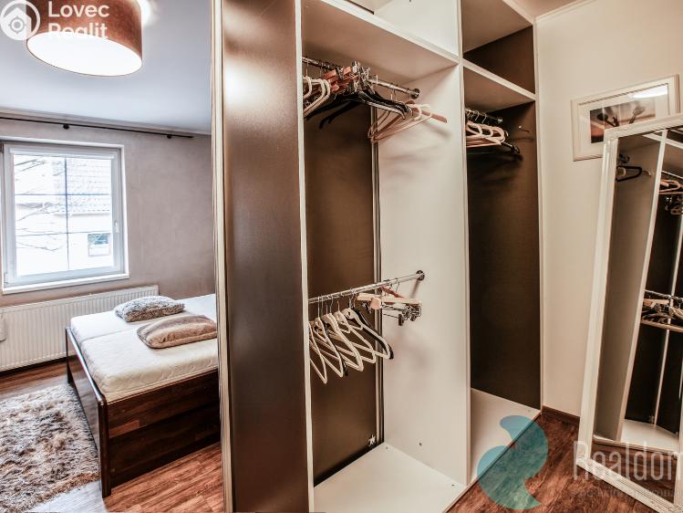 Pronájem rodinného domu Český Brod, Ruská 697 č. 9