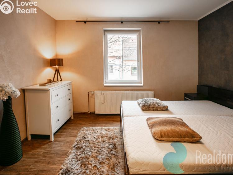 Pronájem rodinného domu Český Brod, Ruská 697 č. 9