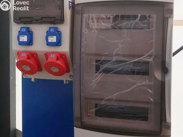 Pronájem skladového prostoru Králův Dvůr, Tovární č. 6