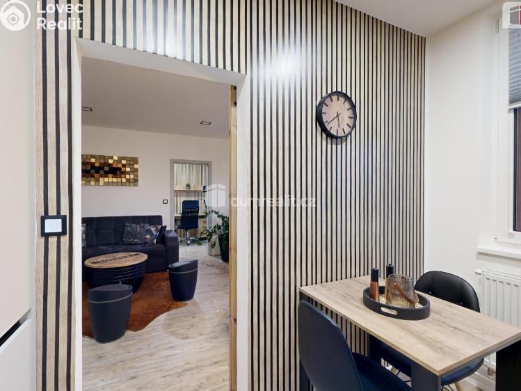 Rent apartment 2+1 Opava, Hradecká č. 6