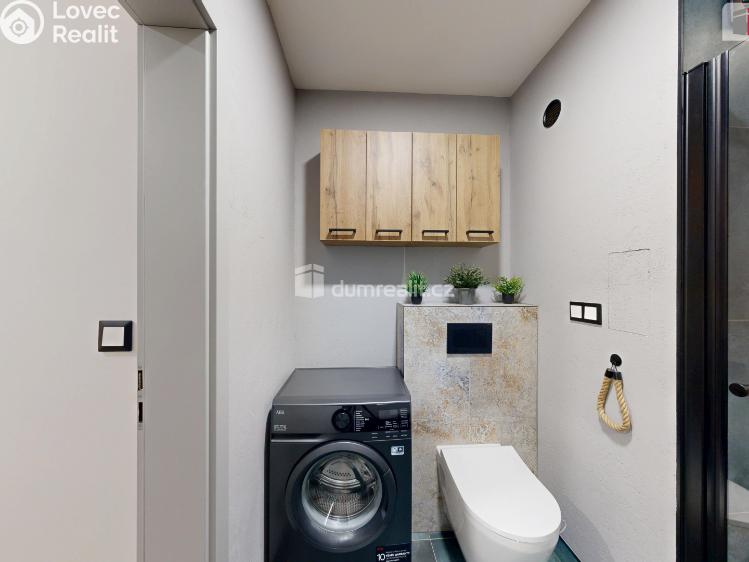 Rent apartment 2+1 Opava, Hradecká č. 14