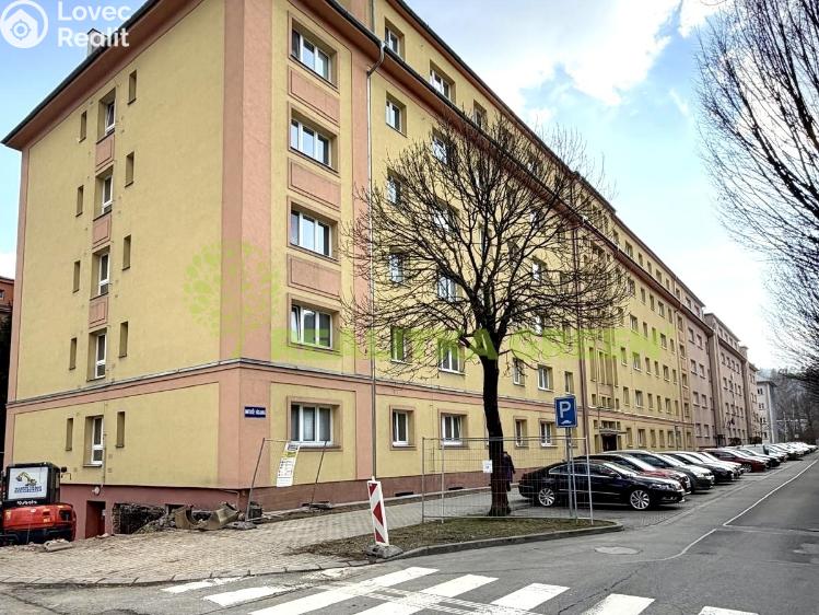 Аренда квартиры 2+1 Vsetín, Matouše Václavka 1203 č. 2