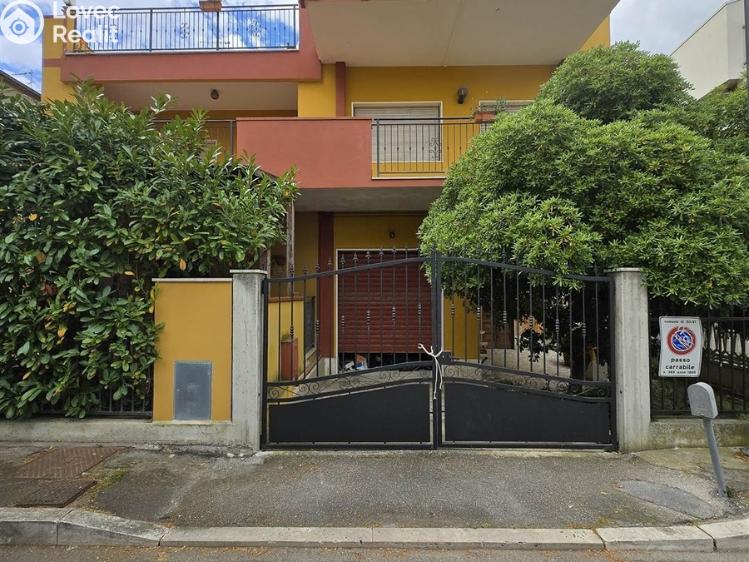 Prodej bytu 3+KK Via Spezzaferro,Silvi,Itálie č. 31